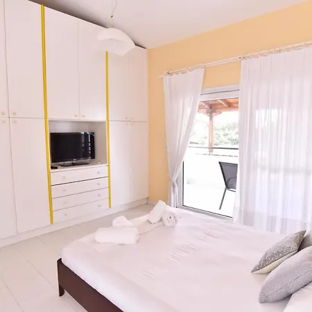 Fat Mermaid Seaside Villa
